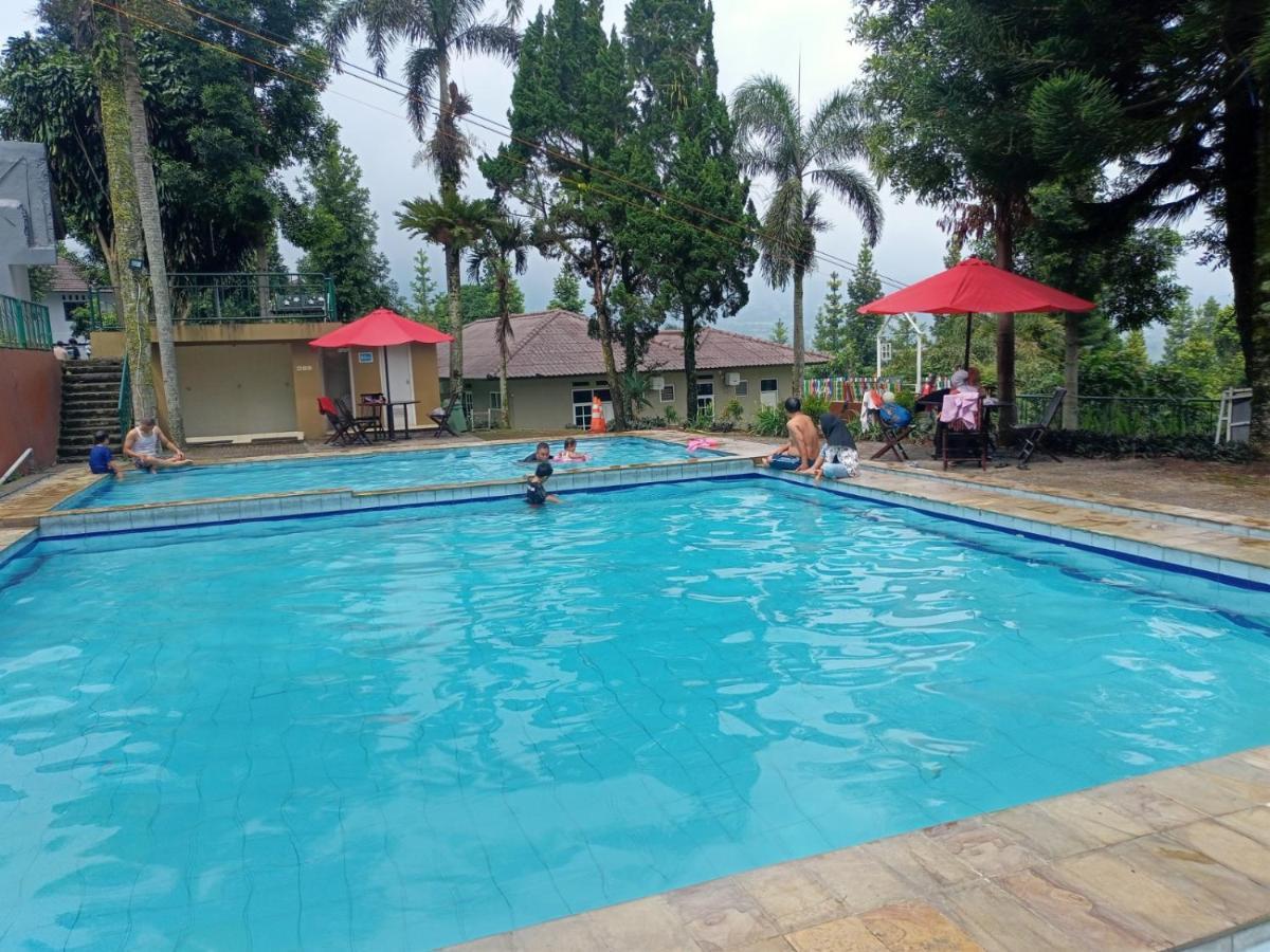 Alfa Resort Hotel And Conference Puncak Exterior foto