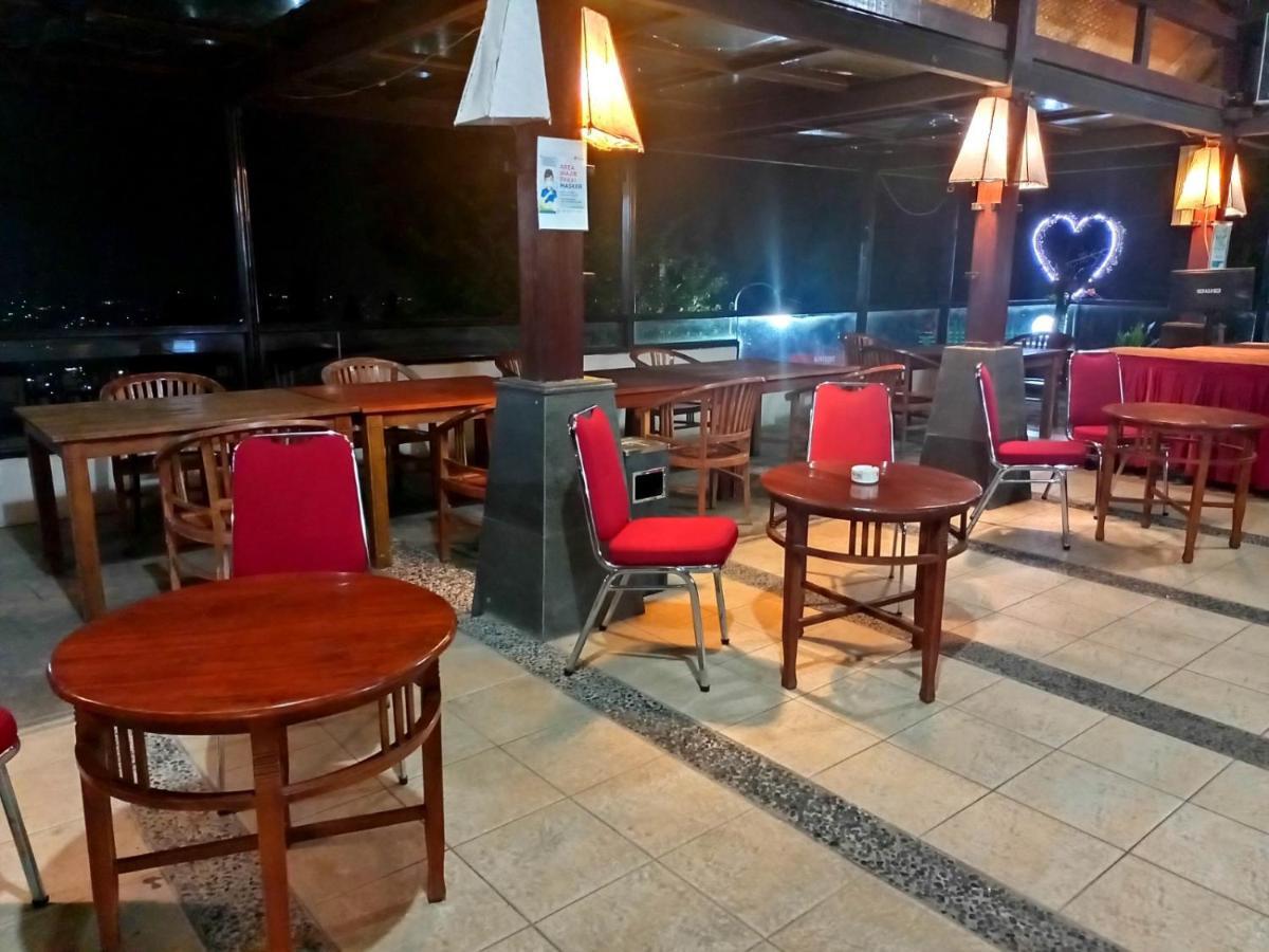 Alfa Resort Hotel And Conference Puncak Exterior foto