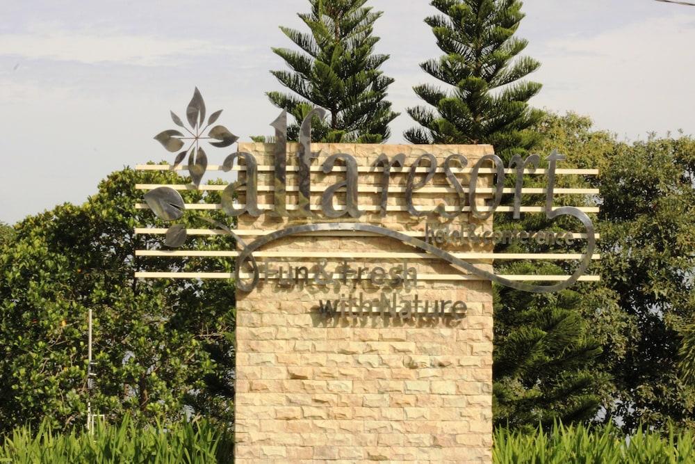Alfa Resort Hotel And Conference Puncak Exterior foto