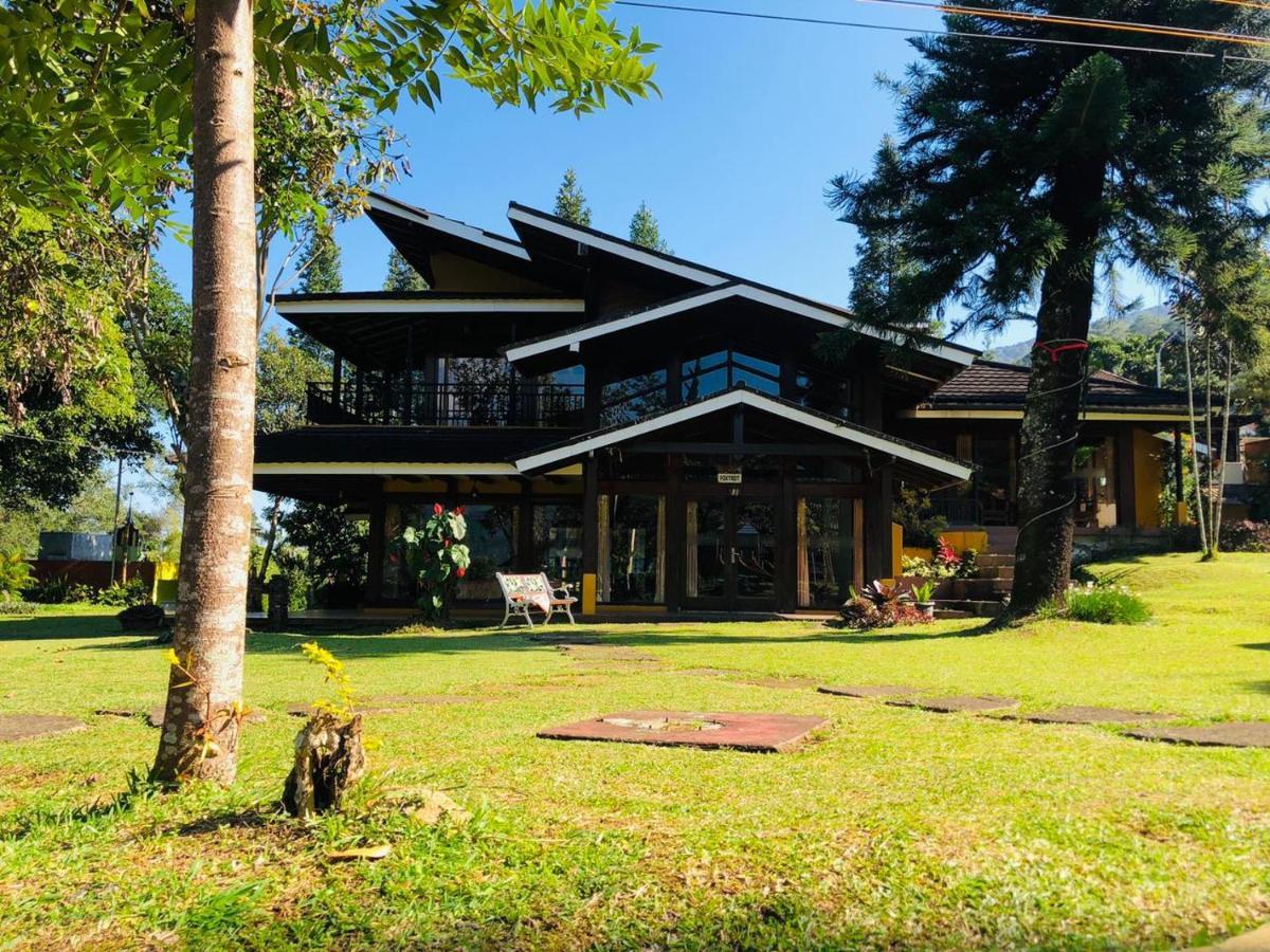 Alfa Resort Hotel And Conference Puncak Exterior foto