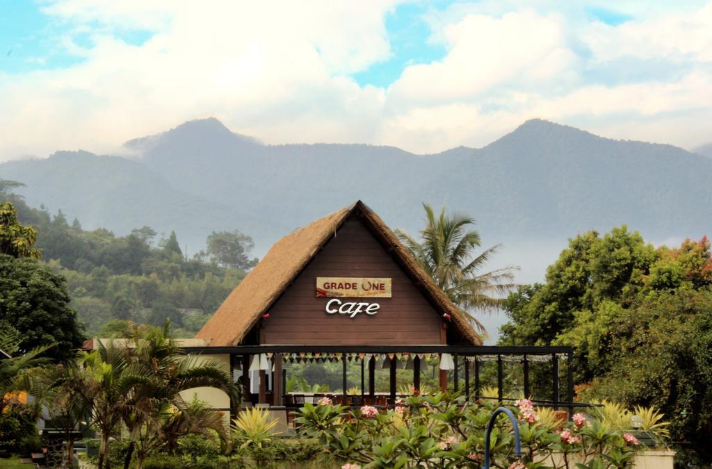 Alfa Resort Hotel And Conference Puncak Exterior foto